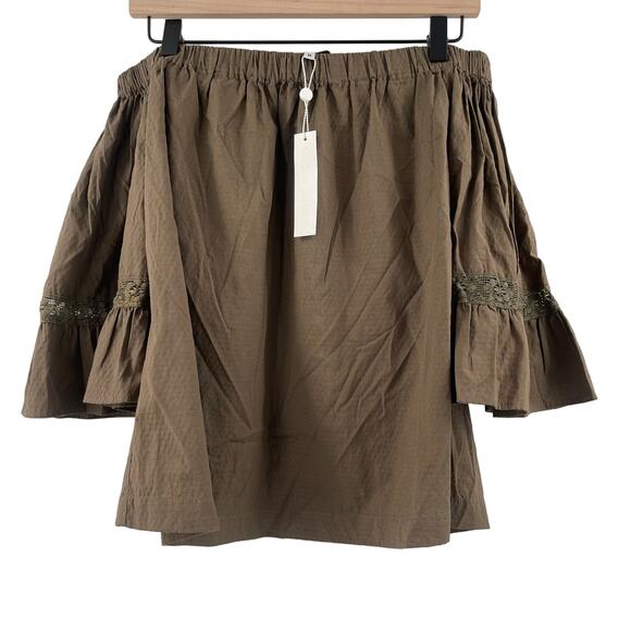 TRINA TURK Castro Top Size Medium Off the Shoulder Green Textured Sample NWT - Picture 4 of 12